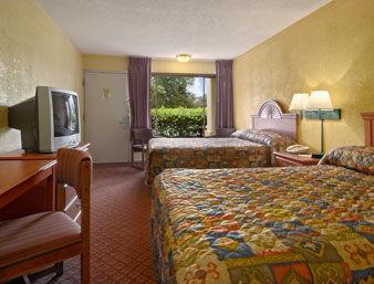 Travelodge Ocala Exteriér fotografie